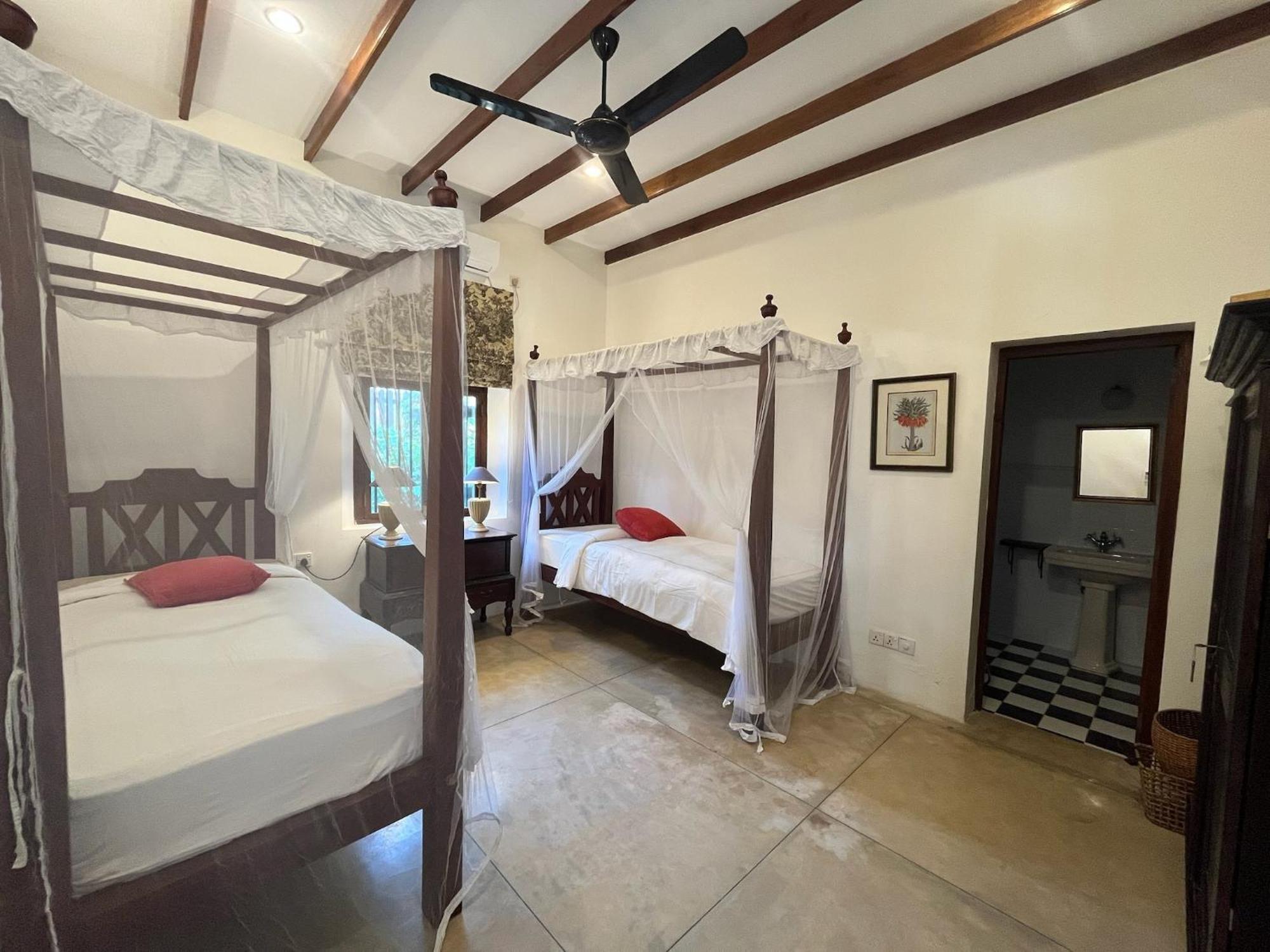 Samudrawasa Luxury Colonial Villa & Beach House Ambalangoda  Exterior foto